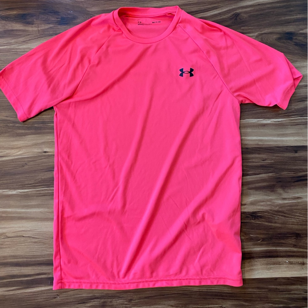 Mens small under armour athletic tee
